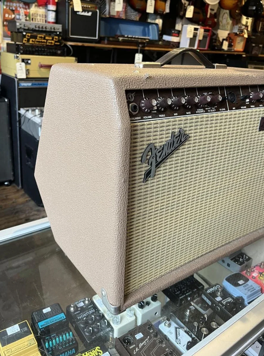 Fender Acoustasonic 30