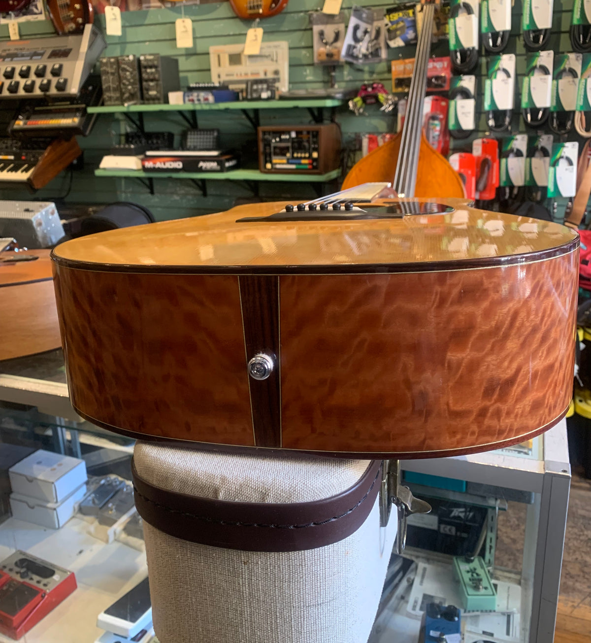 Hamm-Tone D-18