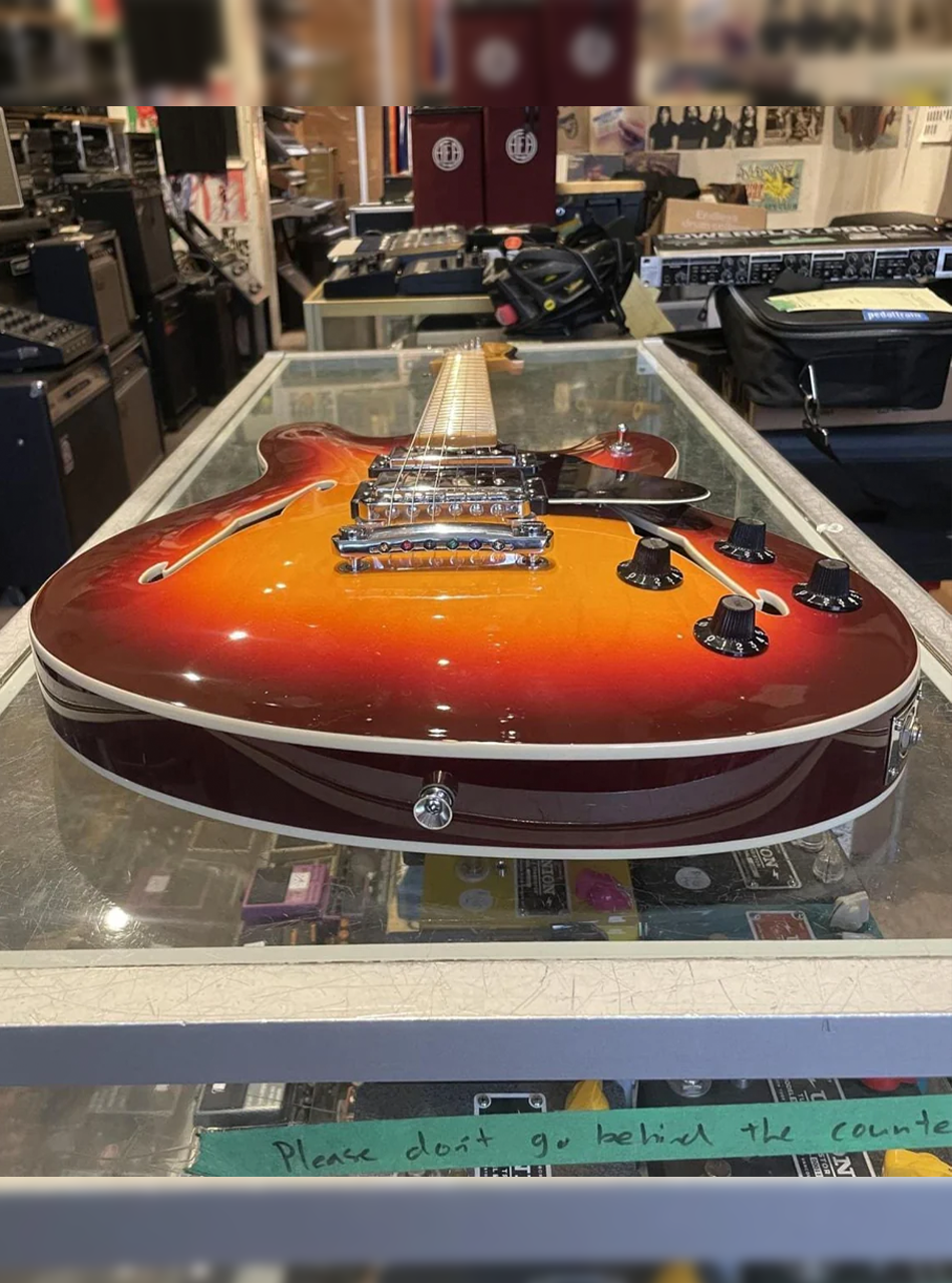 Fender Starcaster