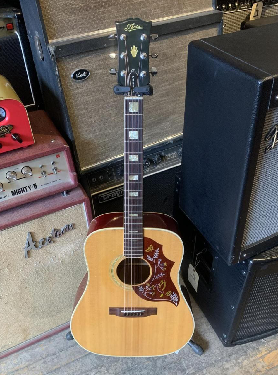 Aria WH30 Hummingbird