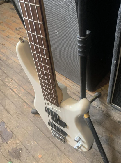 Fernandes FRB-45