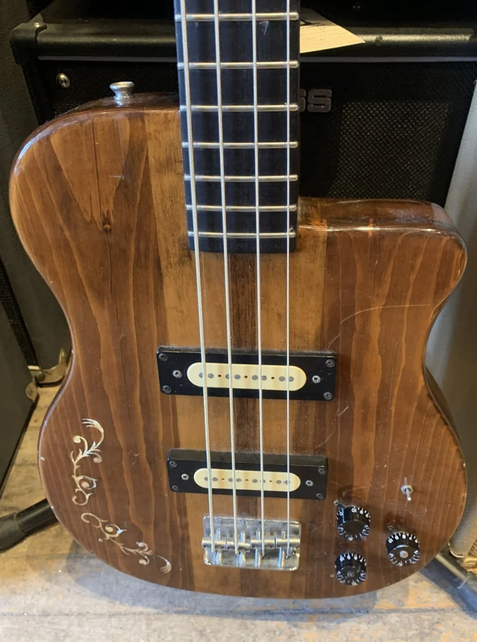 1980 Eko MB21