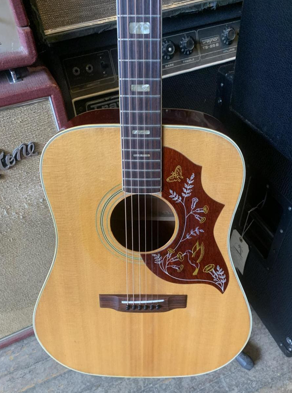 Aria WH30 Hummingbird