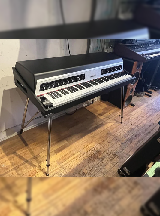 Rhodes MK8