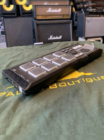 Akai MPX8