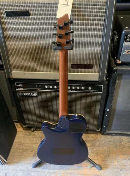 Godin A6