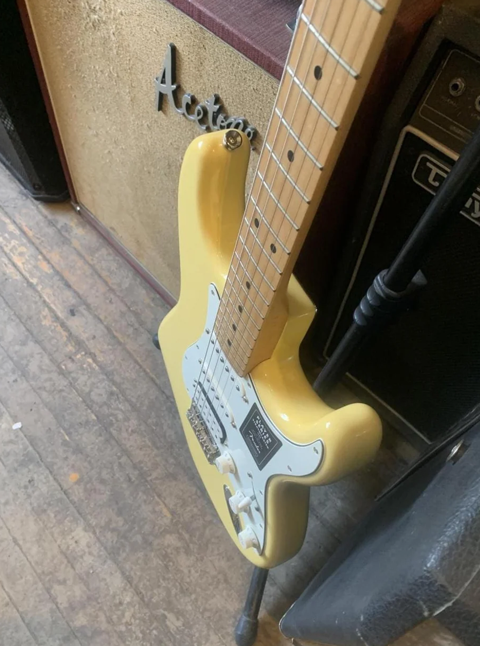 2022 MIM Fender Player Stratocaster