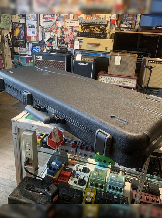 Fender Molded Hardshell Case