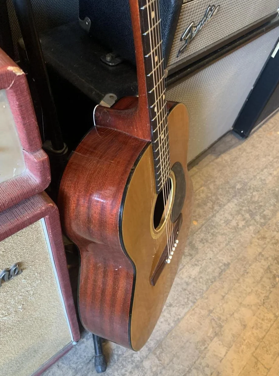 Valdez V-66