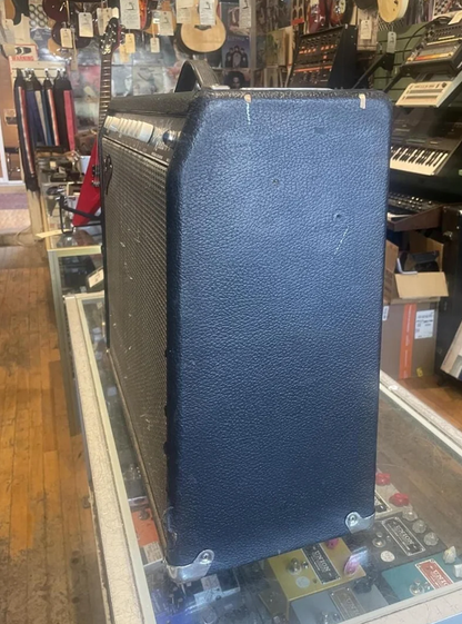 90s Fender Vibrolux-Reverb Amp RI