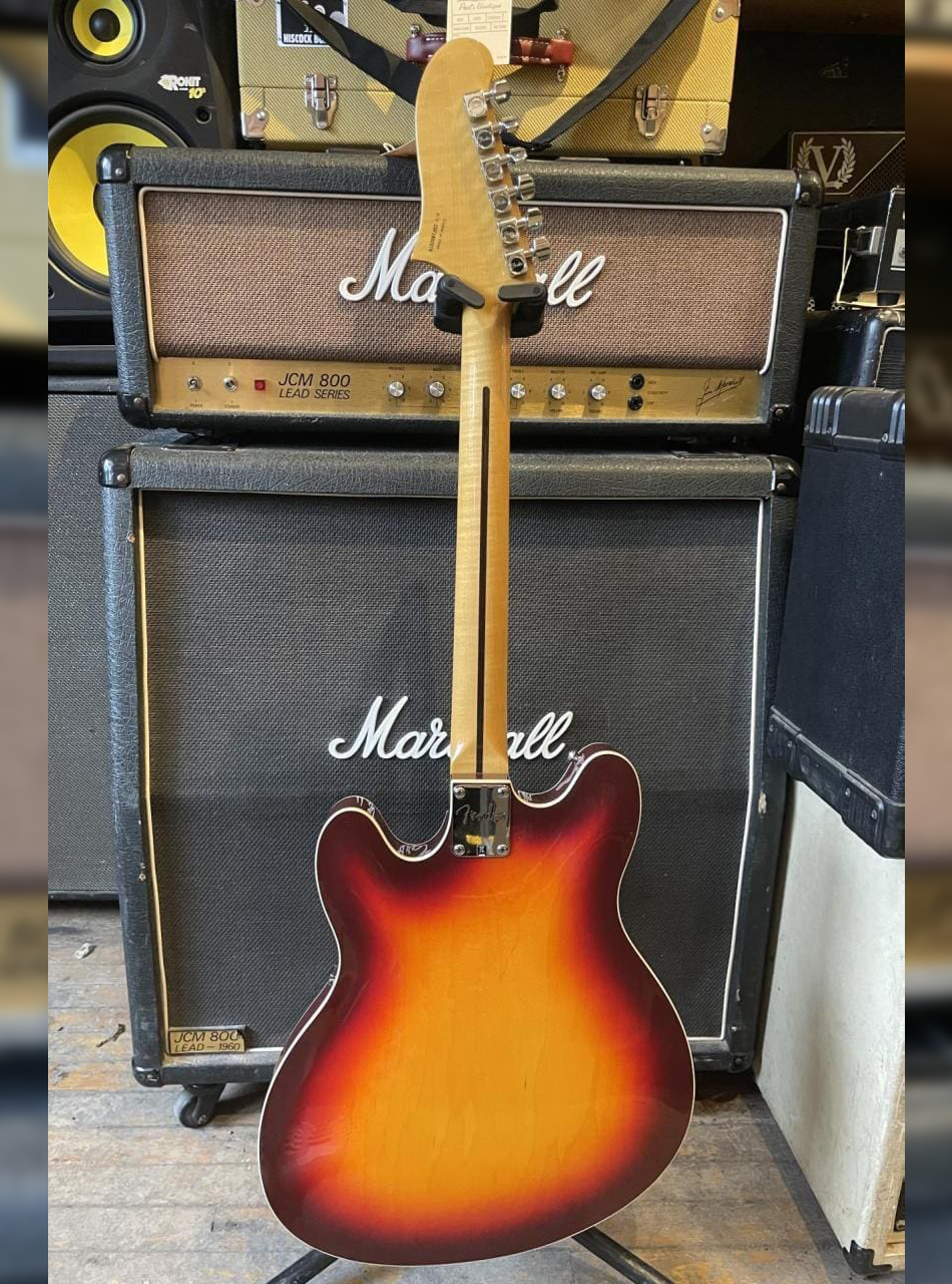 Fender Starcaster