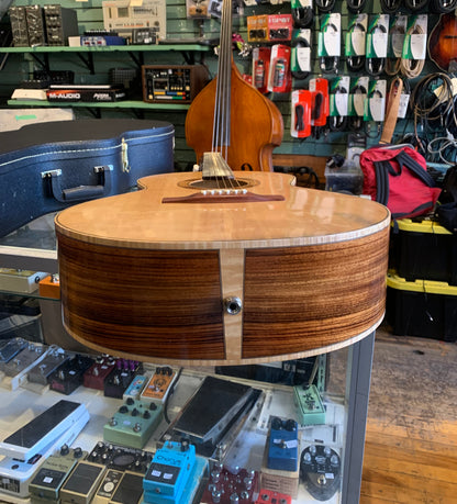 Lefty 2013 Gilmore Guitars Standard