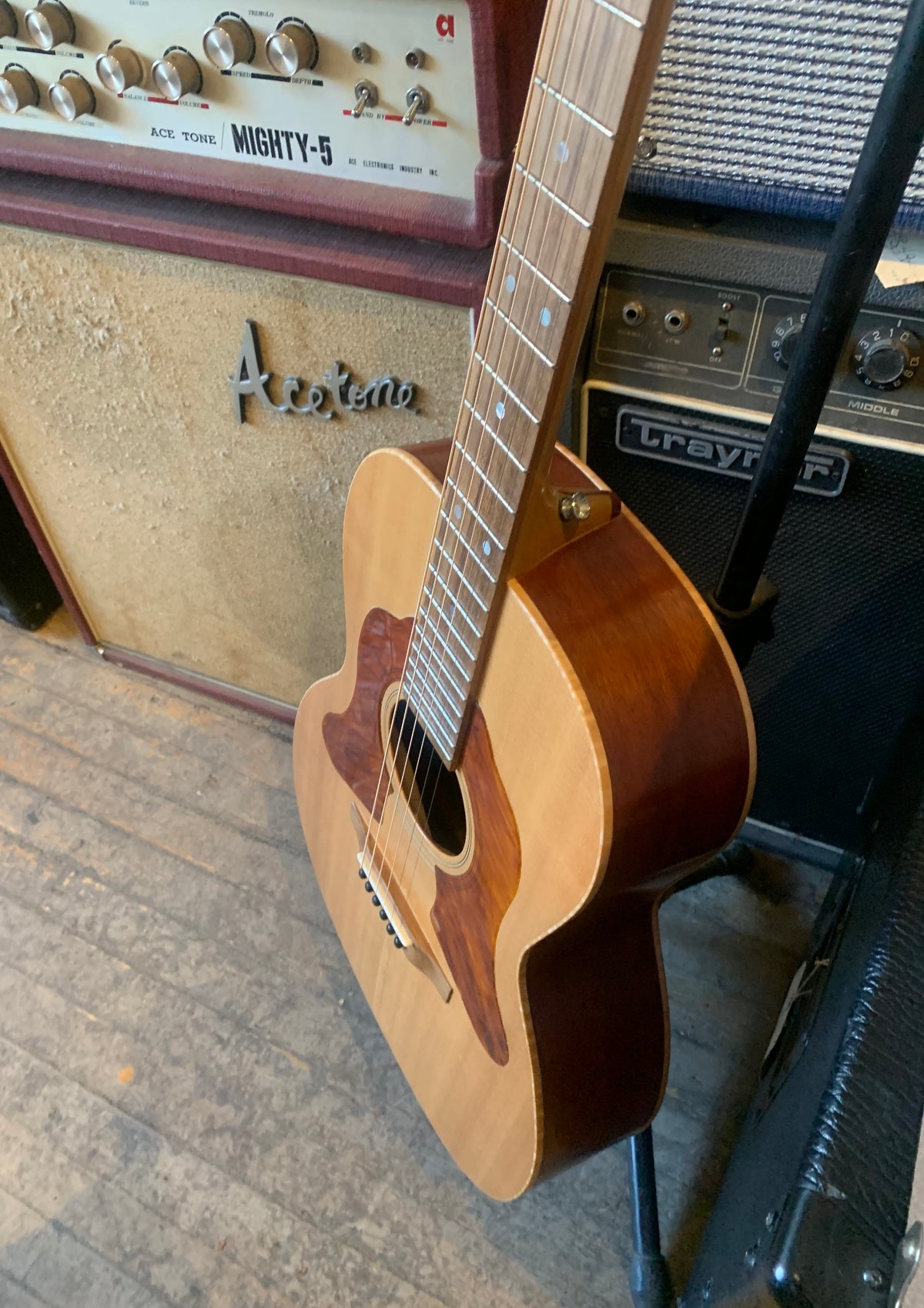 Ken Sommers Handbuilt Acoustic