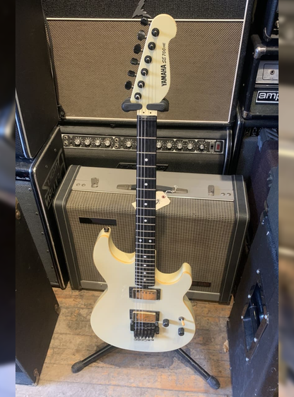 Yamaha SE700HE