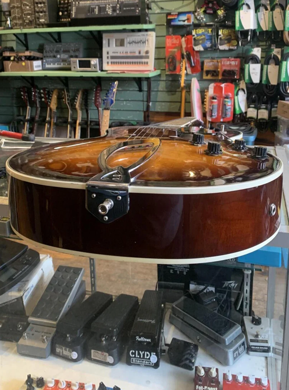 1976 Guild X-175