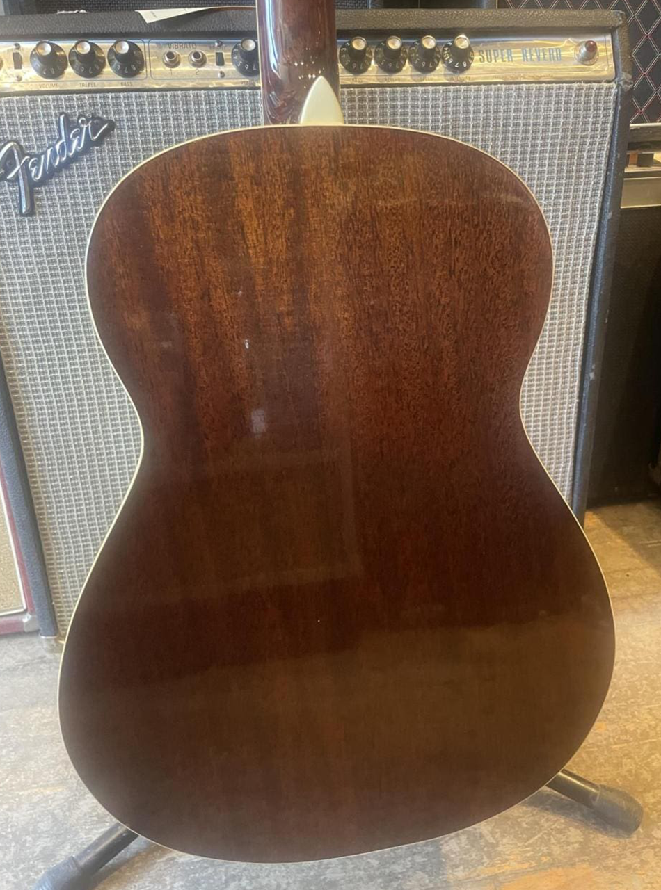 MIK Regal Dobro