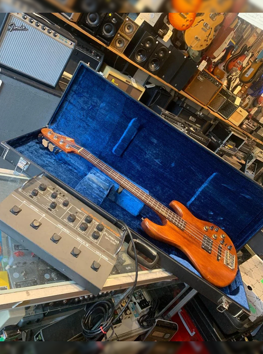 Roland GR-33B and GR-33
