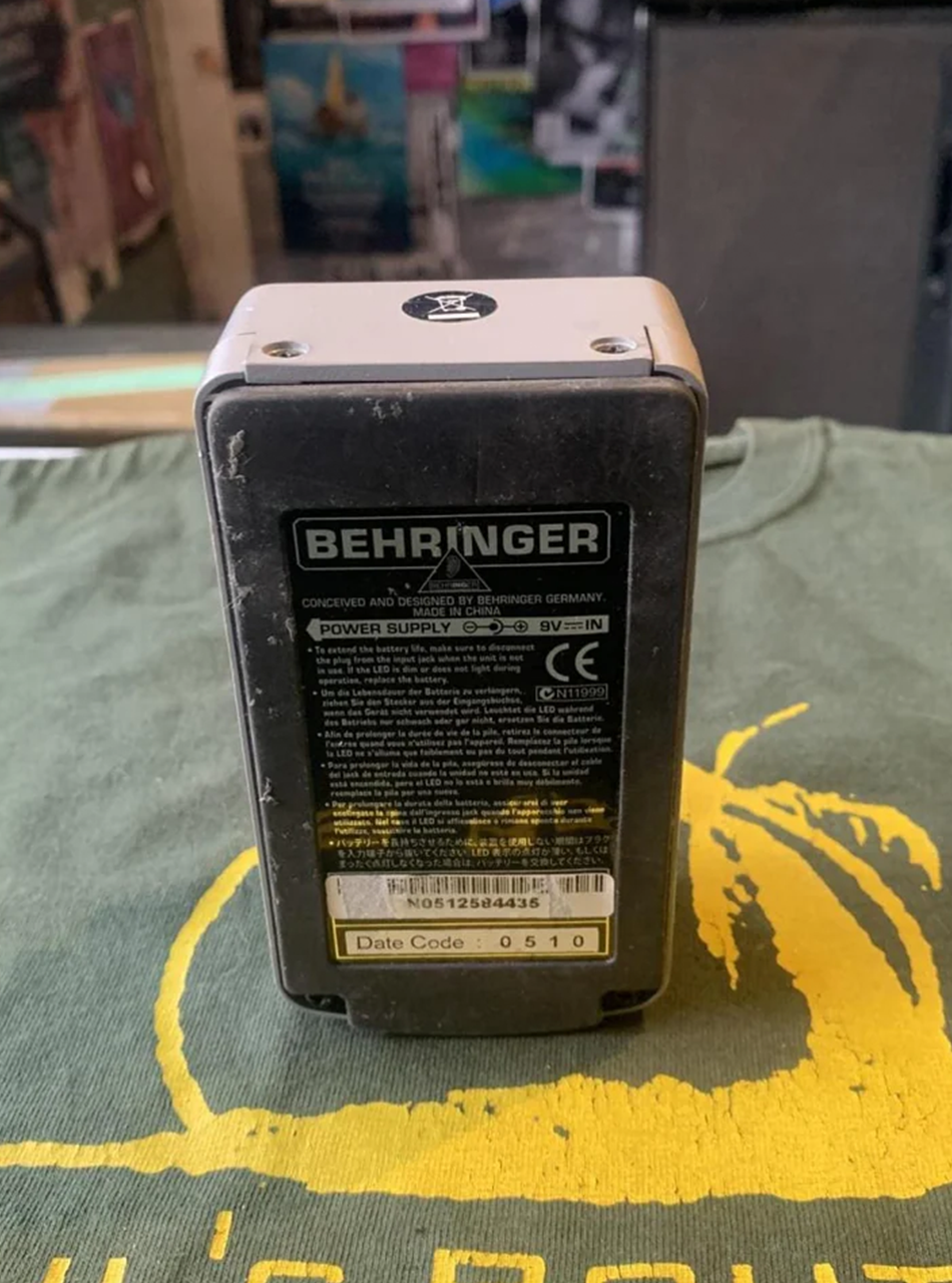 Behringer UO100