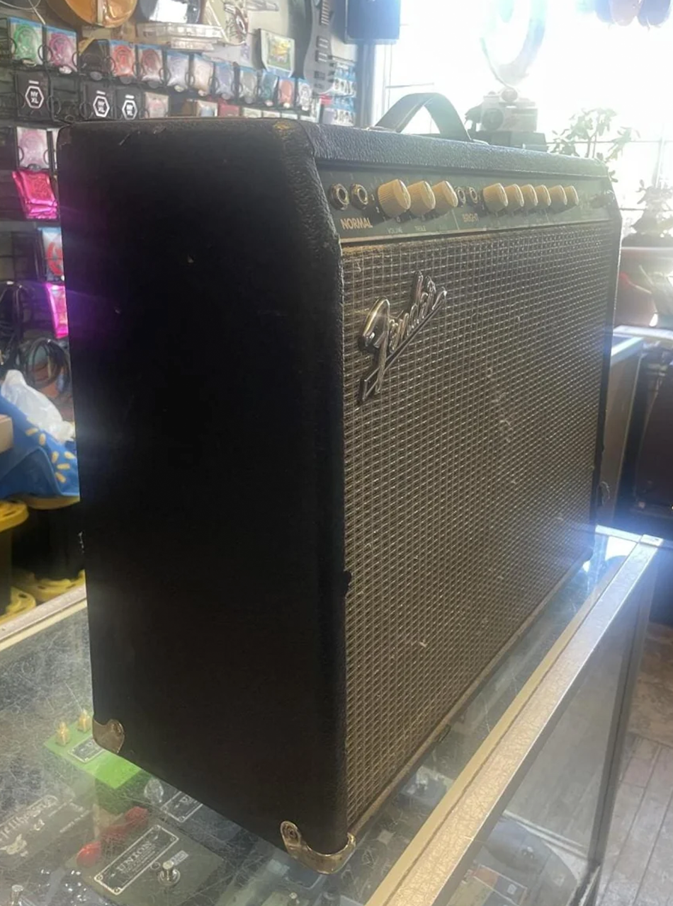 90s Fender Vibrolux-Reverb Amp RI