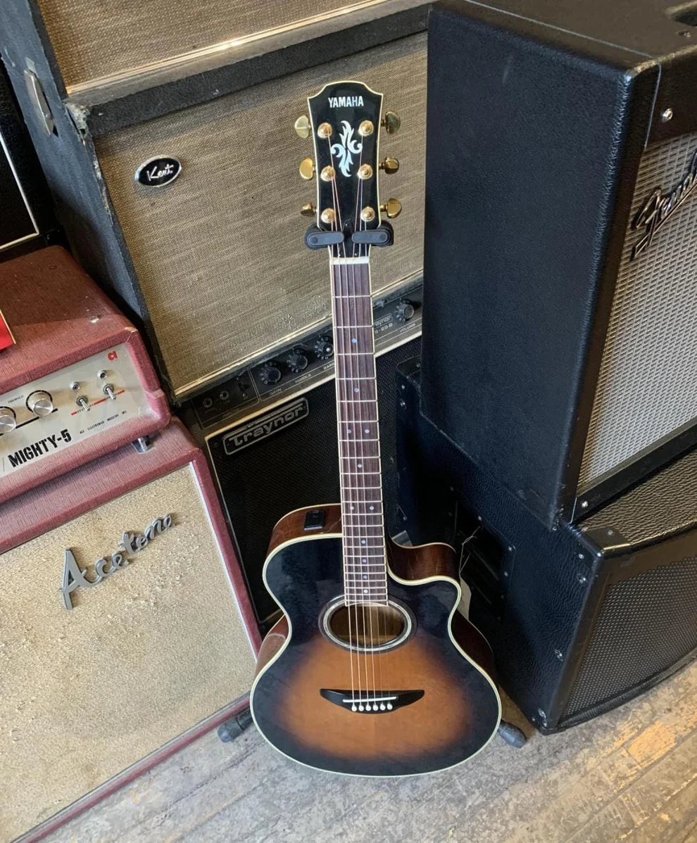 Yamaha APX-8A