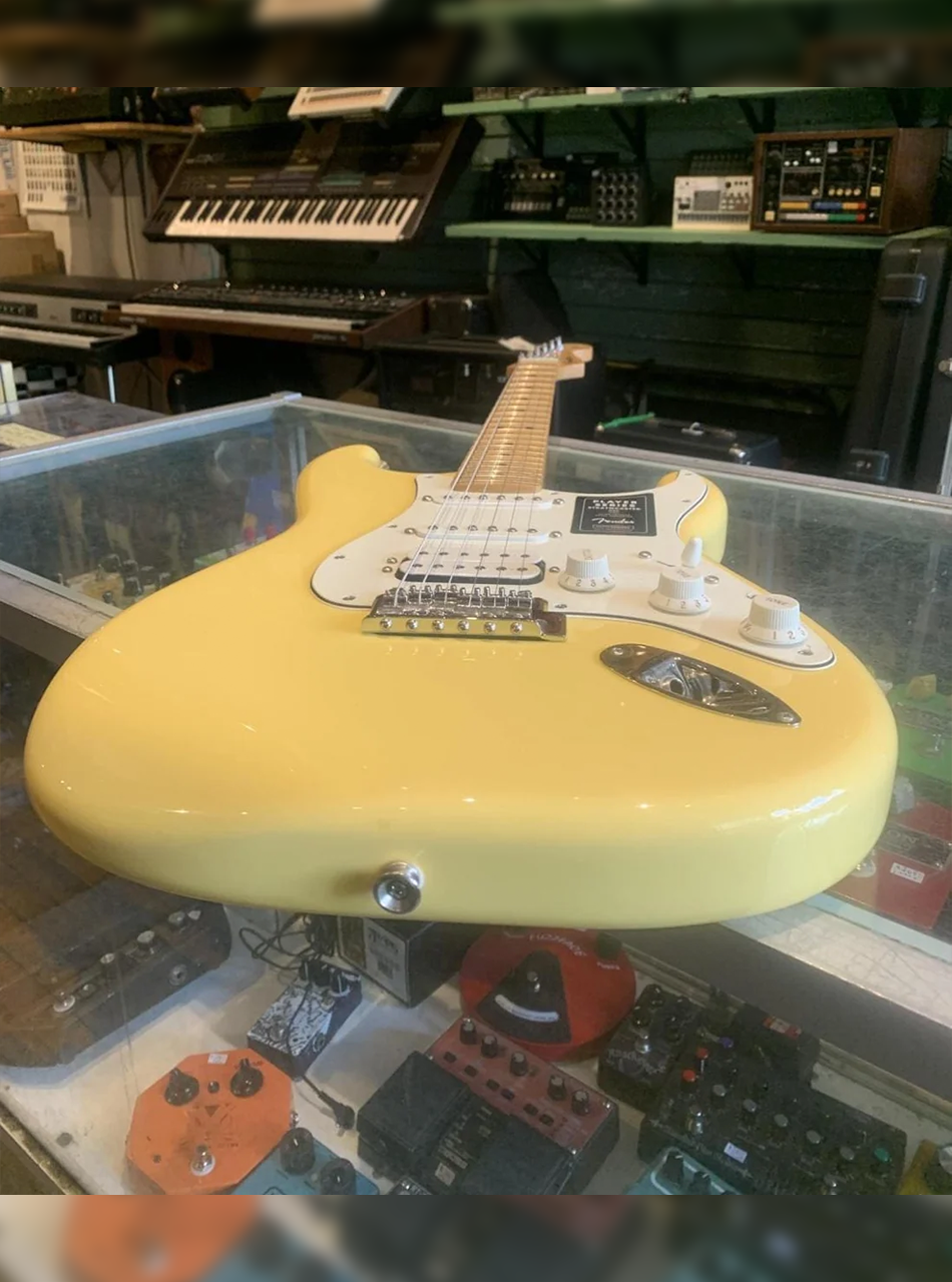 2022 MIM Fender Player Stratocaster
